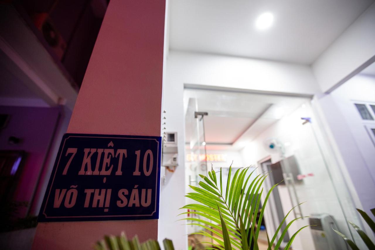 5.T Hostel Hue Exteriör bild
